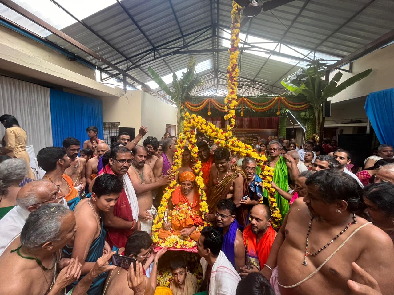 ಪರಮ ಪೂಜ್ಯ ಶ್ರೀ ಸುಜಯನಿಧಿ ತೀರ್ಥರ ತುಲಾಭಾರ