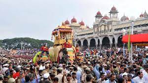 ಬರಗಾಲ ಹಿನ್ನೆಲೆಯಲ್ಲಿ ಸರಳ ಮತ್ತು ಅರ್ಥಪೂರ್ಣ ದಸರಾ ಆಚರಣೆಗೆ ಸರ್ಕಾರ ನಿರ್ಧಾರ