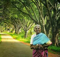 ವೃಕ್ಷ ಮಾತೆ ಕ್ಷೇಮ – ಆಸ್ಪತ್ರೆಯಿಂದ ಮನೆಗೆ ಮರಳಿದ ಸಾಲುಮರದ ತಿಮ್ಮಕ್ಕ