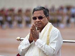 ಆಡಳಿತದಲ್ಲಿ ಕನ್ನಡಕ್ಕೆ ಆದ್ಯತೆ ನೀಡಿ  ಸಿಎಂ ಸಿದ್ದರಾಮಯ್ಯ ಸೂಚನೆ