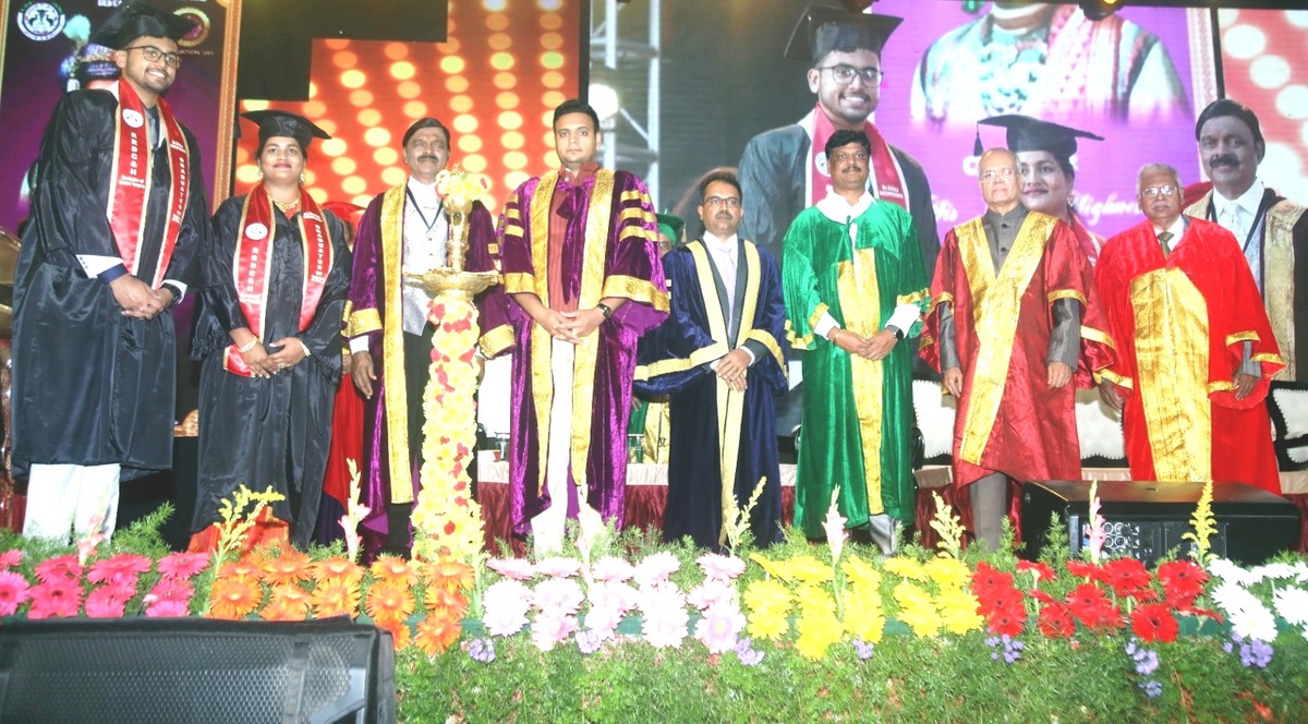 ಸೇವಾ ಮನೋಭಾವ ಅಗತ್ಯ