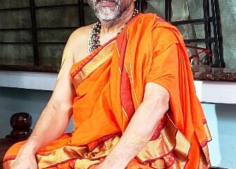 ಗೀತಾ ಜಯಂತಿ ಹಾಗೂ ಶ್ರೀಕೃಷ್ಣ ಜನ್ಮಾಷ್ಟಮಿ ಆಚರಣೆಗೆ ರಾಜ್ಯ ಸರ್ಕಾರ ಸಾರ್ವತ್ರಿಕ ರಜೆ ಘೋಷಿಸಬೇಕು ಪುತ್ತಿಗೆ ಮಠದ ಶ್ರೀಸುಗುಣೇಂದ್ರ ತೀರ್ಥ ಸ್ವಾಮೀಜಿ