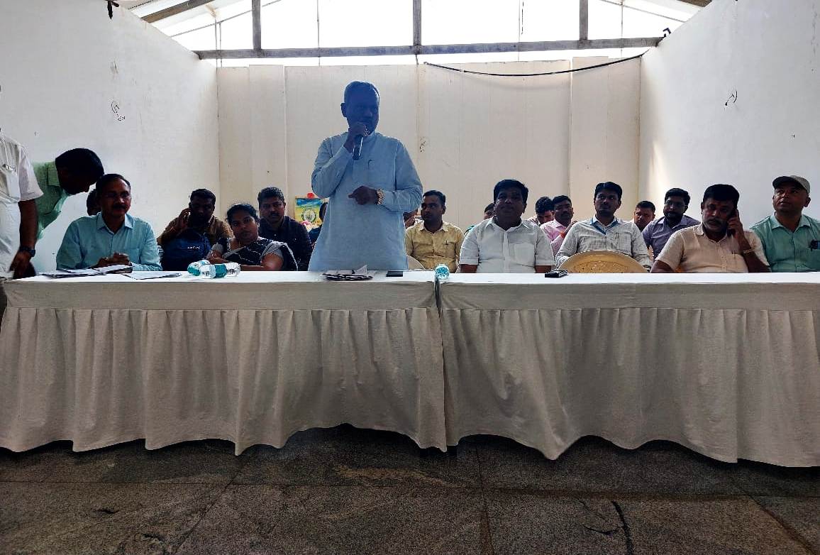 ನೀರಿಗಾಗಿ ಪರದಾಟ - ಶಾಸಕರಿಂದ ಪರಿಹಾರ!