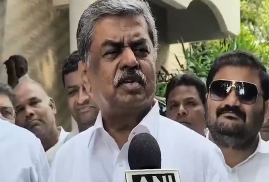 BK Hariprasad responds to HD Kumaraswamy's allegations over protest funding