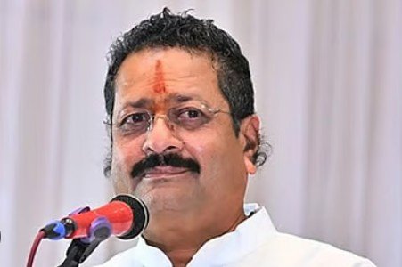 Basanagouda Patil Yatnal addressing the media about SIR and his 2028 political plans