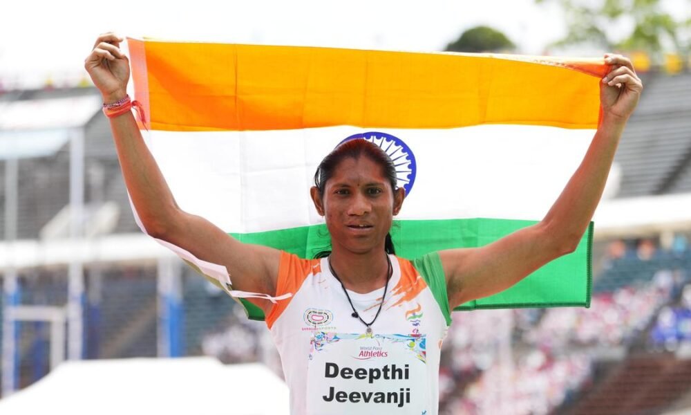 Deepthi Jeevanji wins gold in the women's 400m T20 race with a new Games Record.