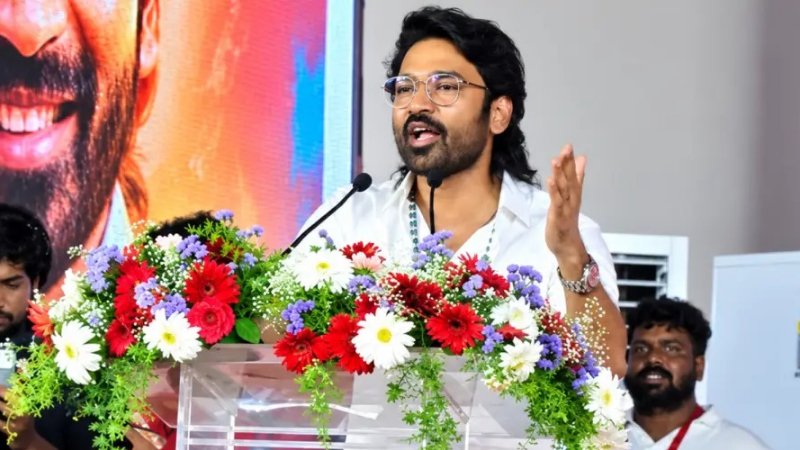 Tamil actor Dhanush meeting women members of Dhanush Narpani Iyakkam in Chennai