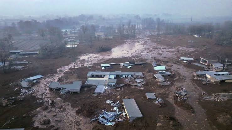 Reported earthquake damage in Tibet with collapsed buildings