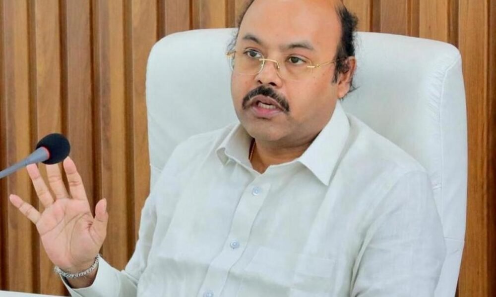 Dr Yatheendra responds to Pramoda Devi Wodeyar over Mysuru Dasara controversy
