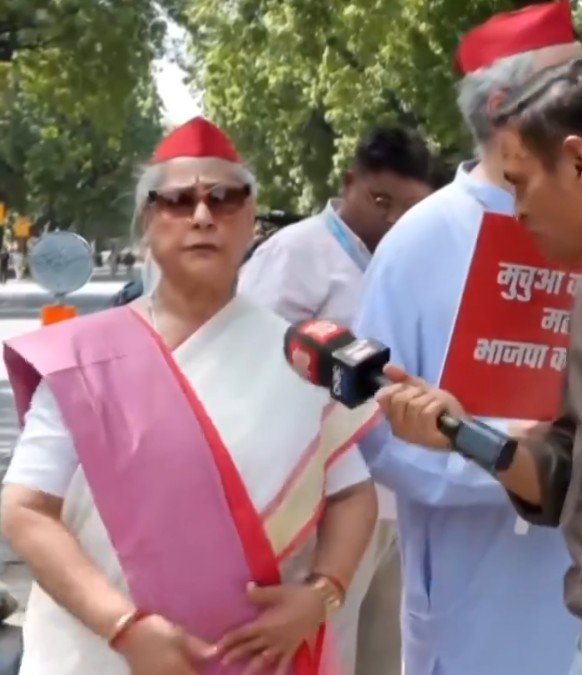 Jaya Bachchan reacting to a reporter during a media interaction in New Delhi