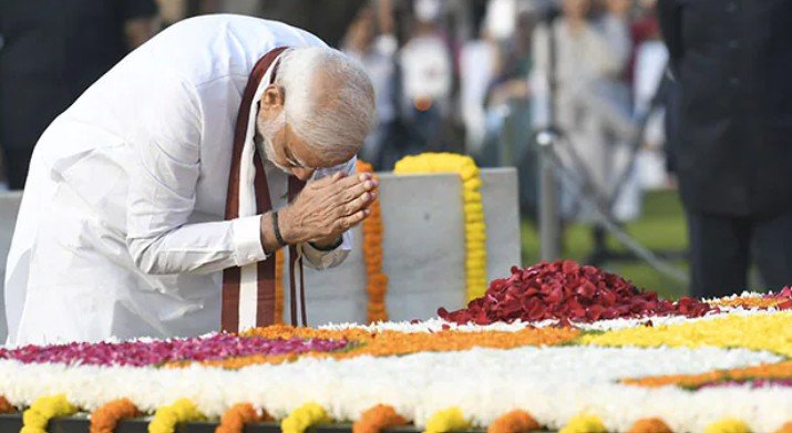 Prime Minister Narendra Modi paying tribute to Mahatma Gandhi at Rajghat on Gandhi Jayanti 2026